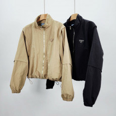 프라다 여성 절개 하이넥 자켓