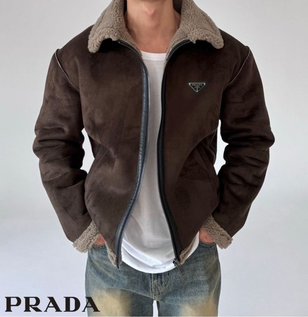 프라다 플레이트 쉐도우 무스탕 자켓