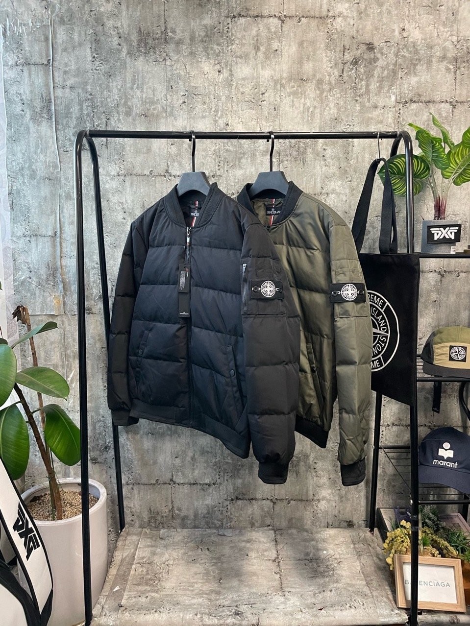 스톤아일랜드 Ma-1 덕다운 블루종 패딩