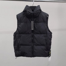 스톤아일랜드 덕다운 사이드 와펜 후드 패딩 조끼