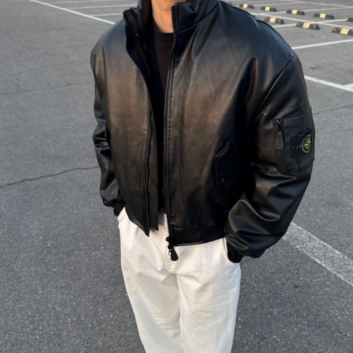 스톤아일랜드 레더 봄버 자켓