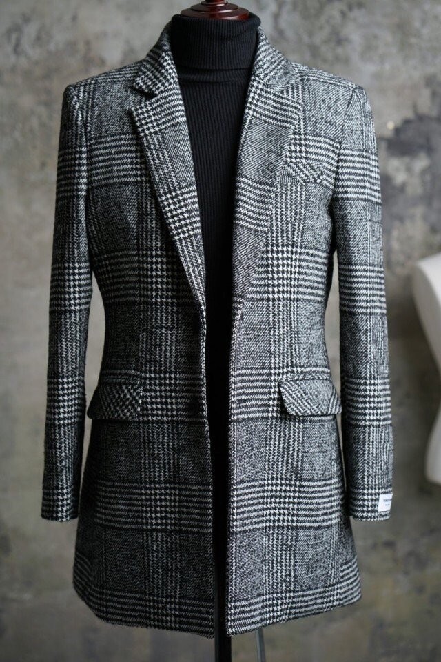 톰브라운 공유 체크 코트