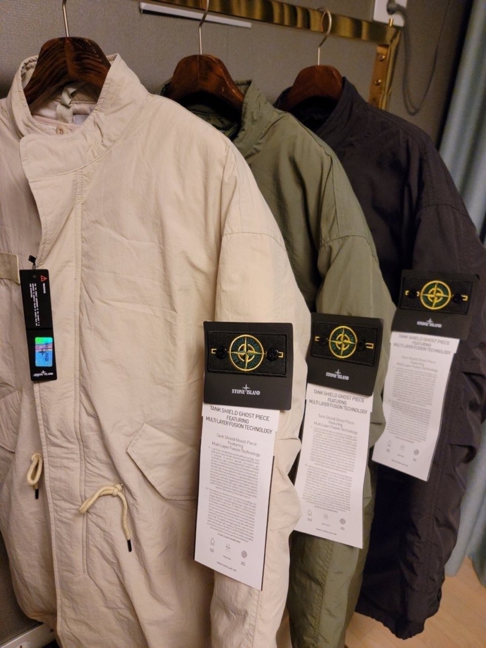 스톤아일랜드 내피 탈부착 롱 야상 자켓