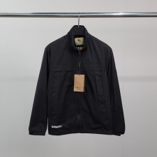 버버리 바람막이