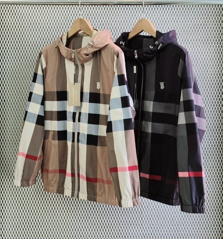 버버리 TB 메탈 로고 자켓