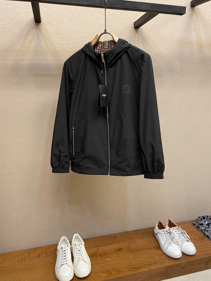 펜디 리버시블 바람막이