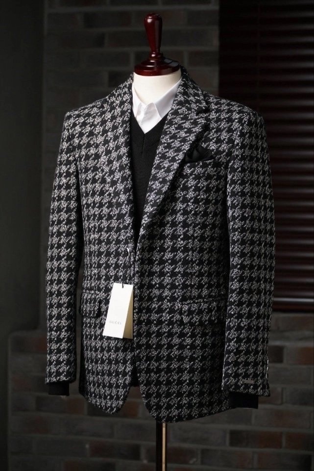 구찌 프리미엄 울 하운드투스 자켓