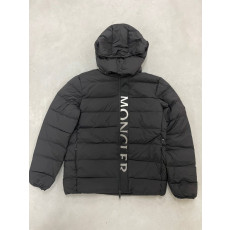 몽클레어 Ume 패딩