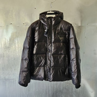 프라다 빅스틸 구스다운 패딩