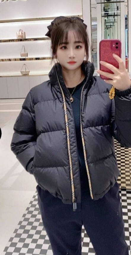 버버리 여성 지퍼 스탠드 칼라 다운 패딩