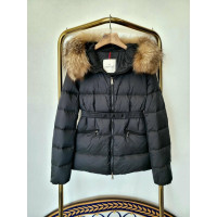 몽클레어 여성 보에드 숏 패딩