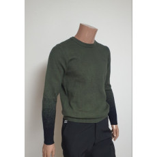 타이틀리스트 라운드 그라데이션 니트