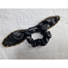 샤넬 레더 슈슈 머리끈