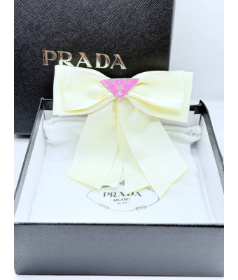 프라다 PDA07 삼각 로고 헤어 리본핀