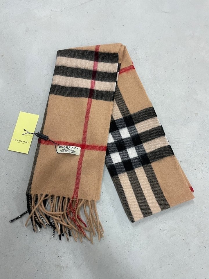 버버리 머플러 베이지